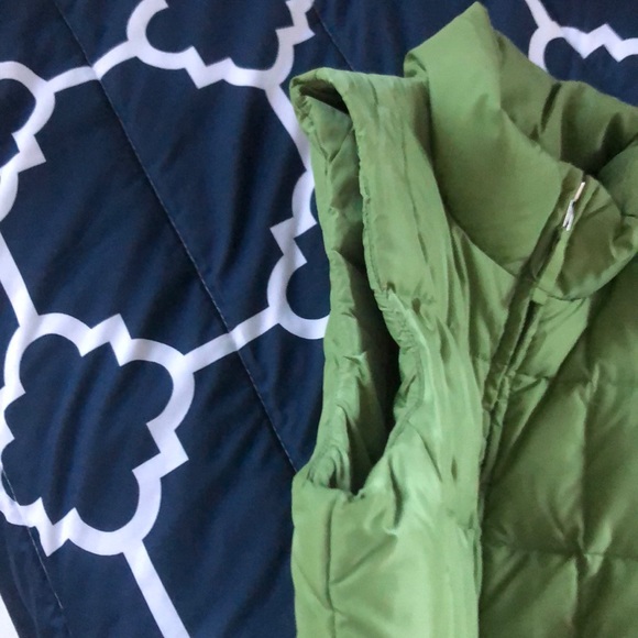 Gap Green Puffer Vest - Picture 8 of 8